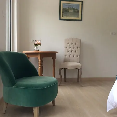 Maison d'hôtes Maison De Luciné 4*