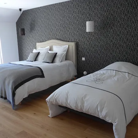 Maison De Lucine 4* Combourg